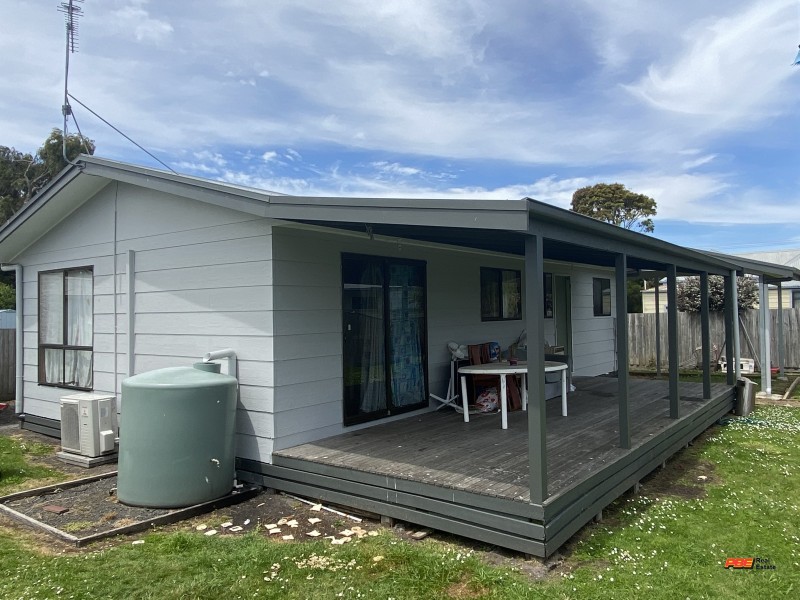 2/42 Reed Crescent, Wonthaggi VIC 3995