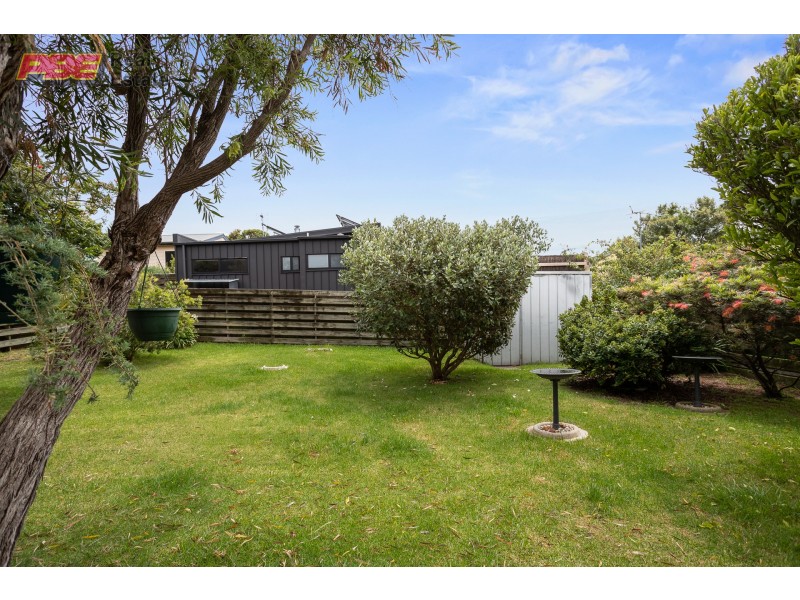 7 SWAN STREET, Cape Paterson VIC 3995
