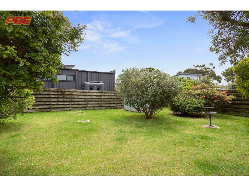7 SWAN STREET, Cape Paterson VIC 3995