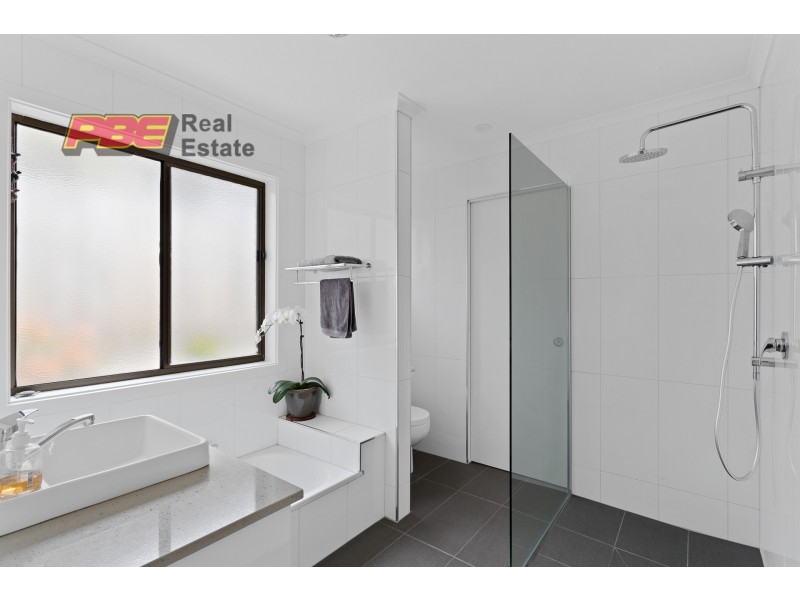 4 MOONAH STREET, Cape Paterson VIC 3995