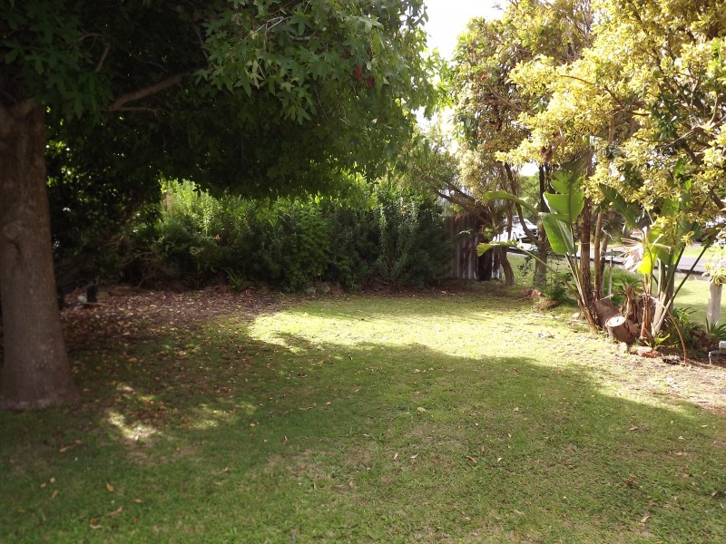 42 CORAL STREET, Cape Paterson VIC 3995