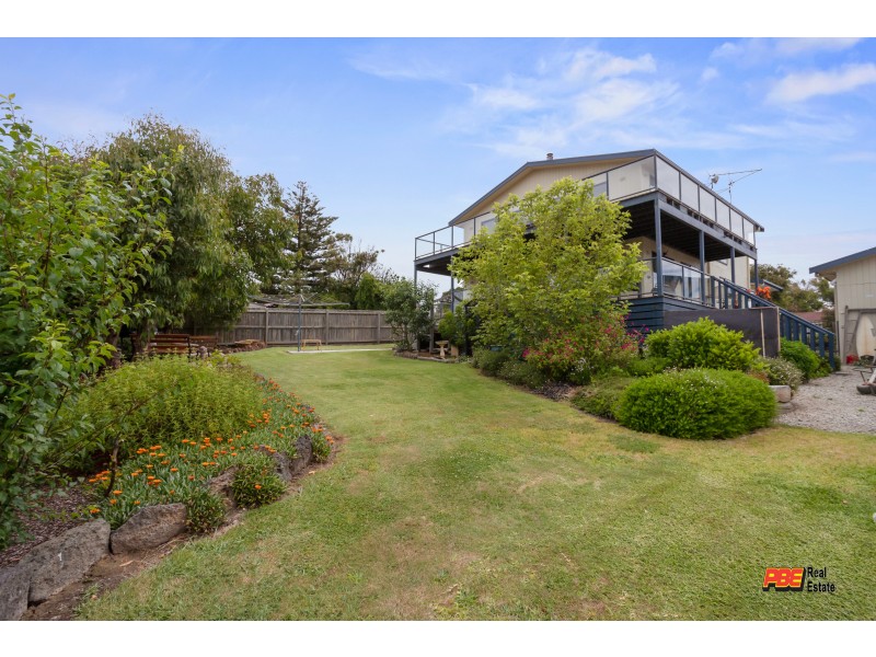 4 BONWICK COURT, Kilcunda VIC 3995
