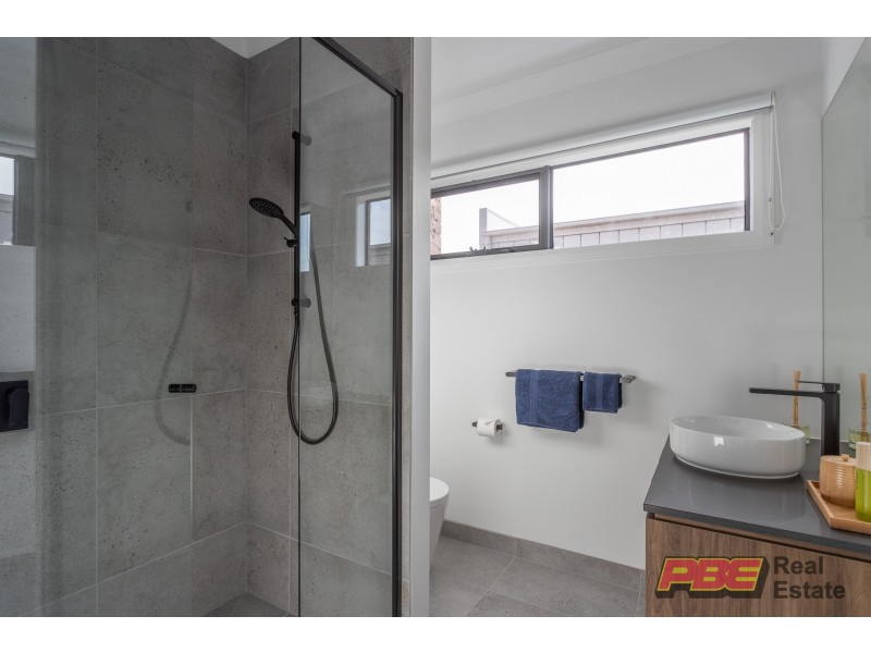 4 SUNLIGHT BOULEVARD, Cape Paterson VIC 3995