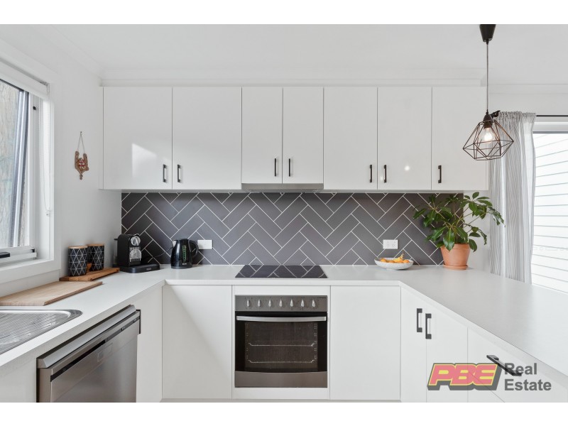 6 SWAN STREET, Cape Paterson VIC 3995