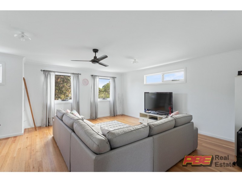 6 SWAN STREET, Cape Paterson VIC 3995