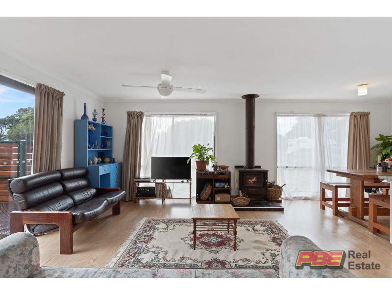 17 ANGLERS ROAD, Cape Paterson VIC 3995