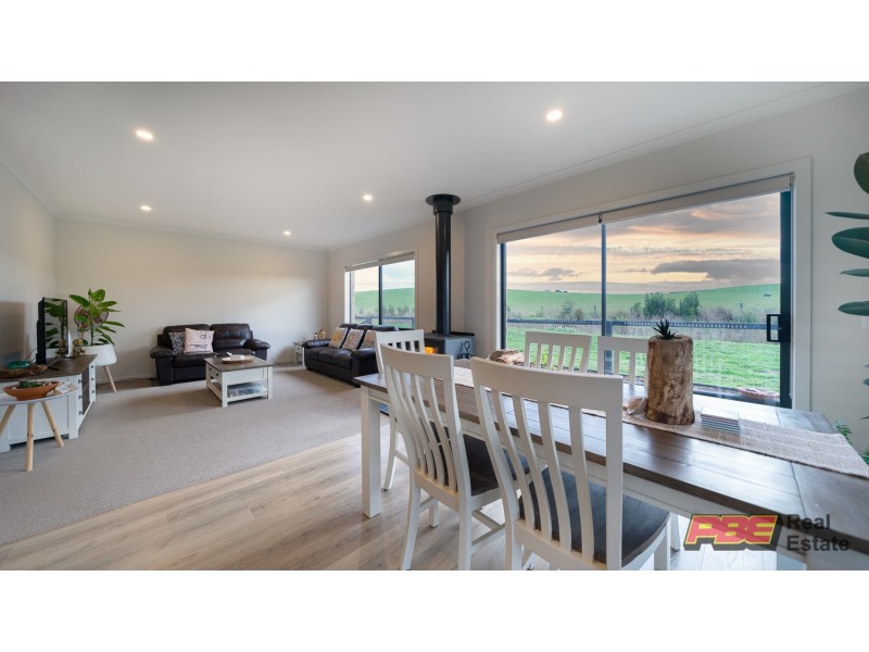 38 Racecourse Crescent, Dalyston VIC 3992