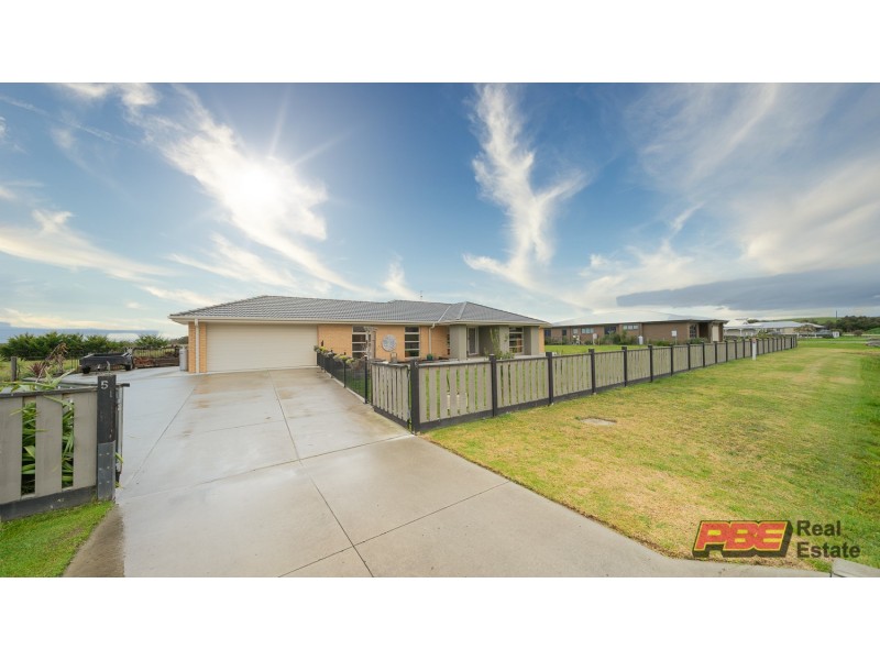 5 Lilian Court, Dalyston VIC 3992