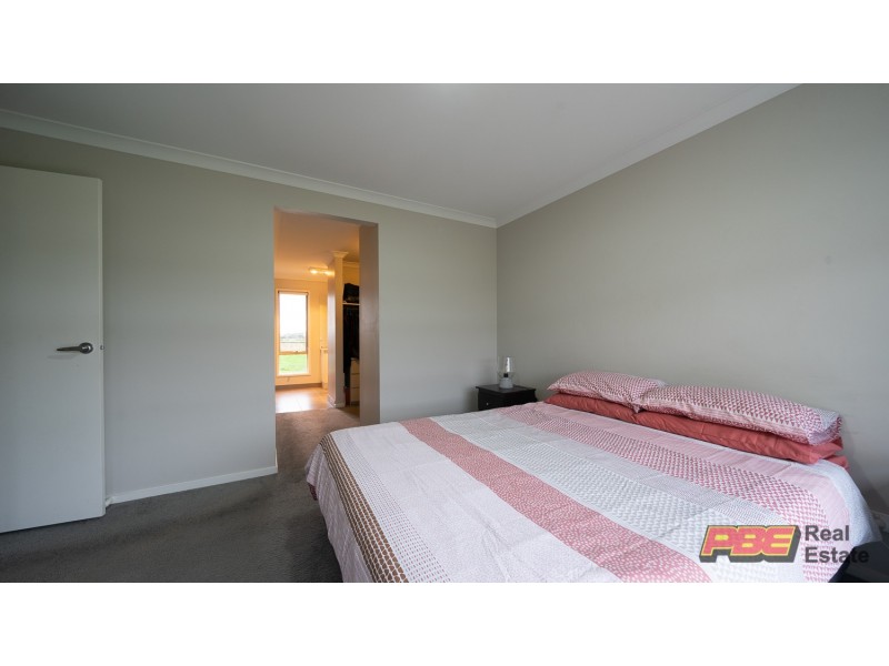 5 Lilian Court, Dalyston VIC 3992