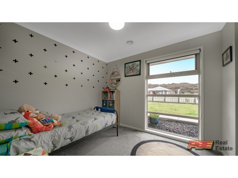 5 Lilian Court, Dalyston VIC 3992