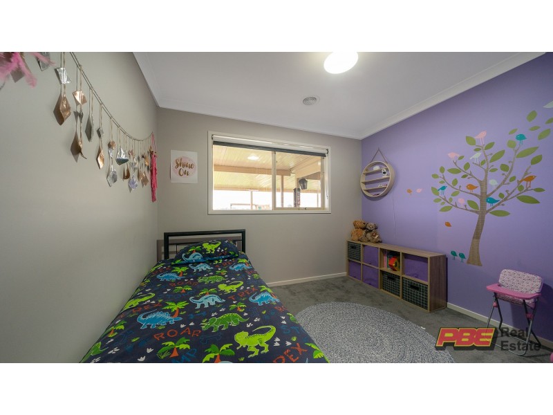 5 Lilian Court, Dalyston VIC 3992