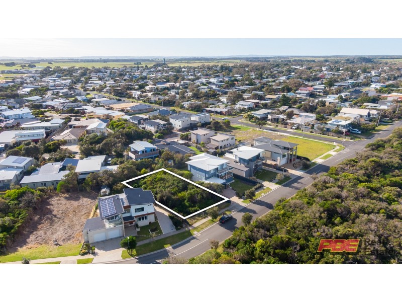 114 SURF BEACH ROAD, Cape Paterson VIC 3995