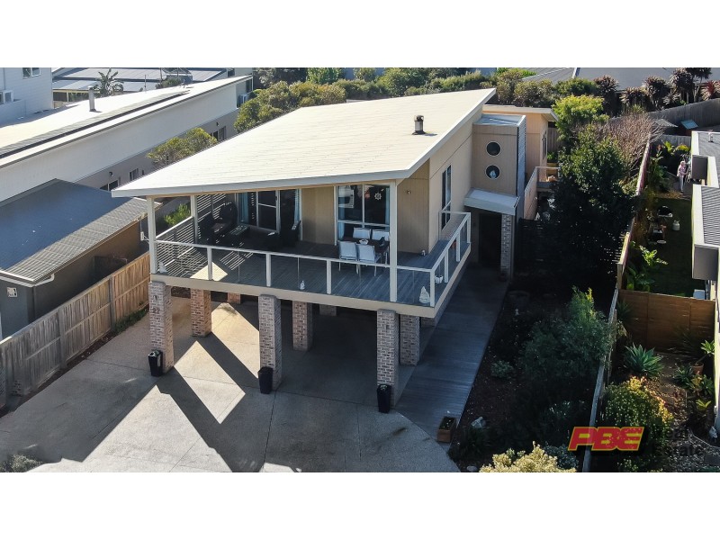 27 BLUE WATER CIRCLE, Cape Paterson VIC 3995