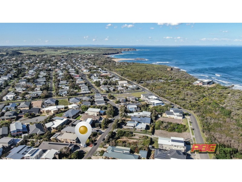 27 BLUE WATER CIRCLE, Cape Paterson VIC 3995