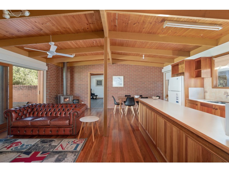 14 TAROOH STREET, Cape Paterson VIC 3995