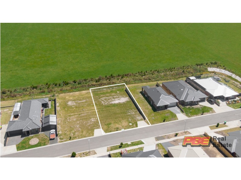 34 Racecourse Crescent, Dalyston VIC 3992