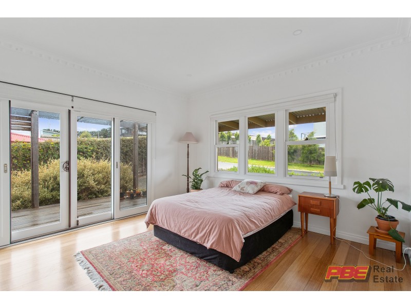 8 Wave Street, Kilcunda VIC 3995