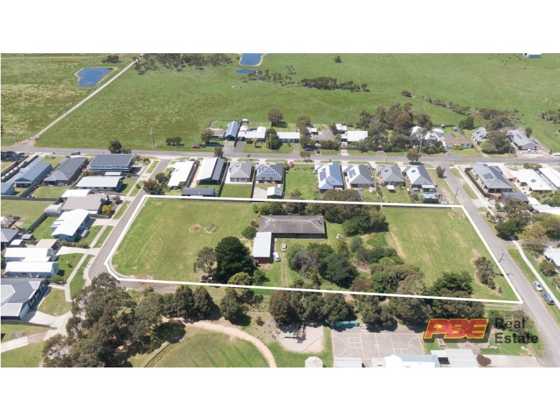 2 Charlton Rise, Dalyston VIC 3992