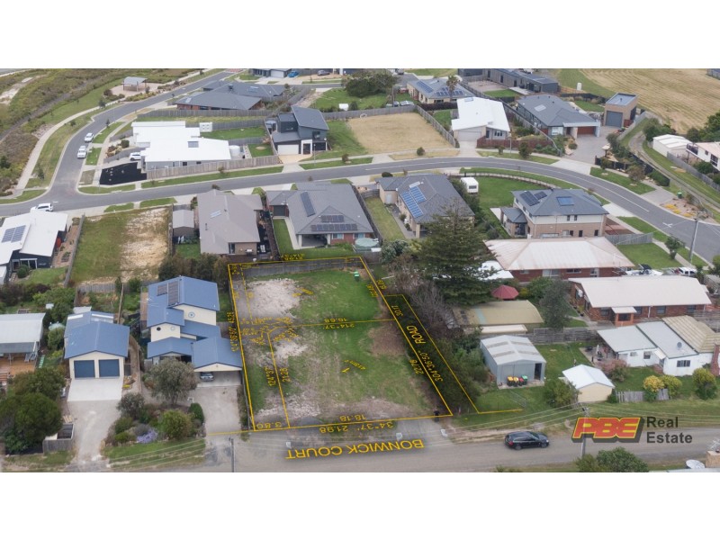 1/2 Bonwick Court, Kilcunda VIC 3995