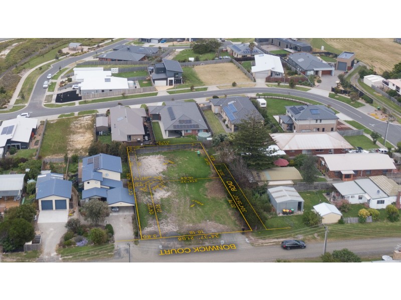 2/2 Bonwick Court, Kilcunda VIC 3995