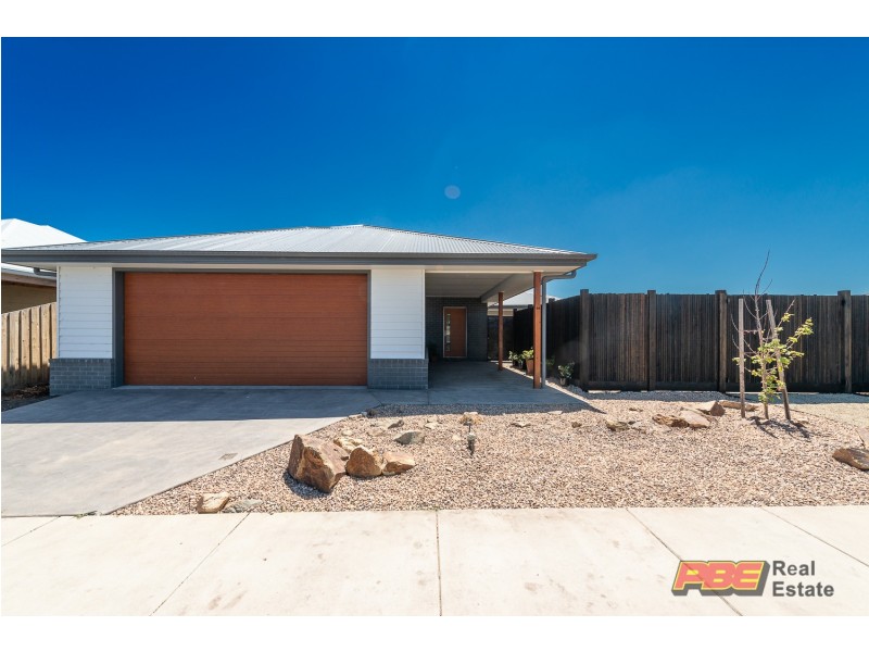 94 Tulloch Street, Dalyston VIC 3992