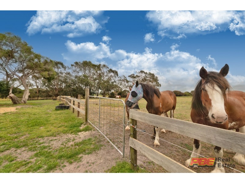 280 McCraws Road, Wattle Bank VIC 3995