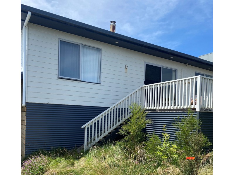 17 Hillcrest Avenue, Kilcunda VIC 3995