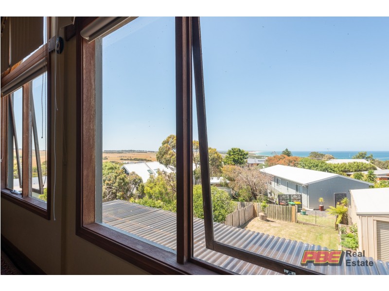 17 Peppermint Road, Kilcunda VIC 3995