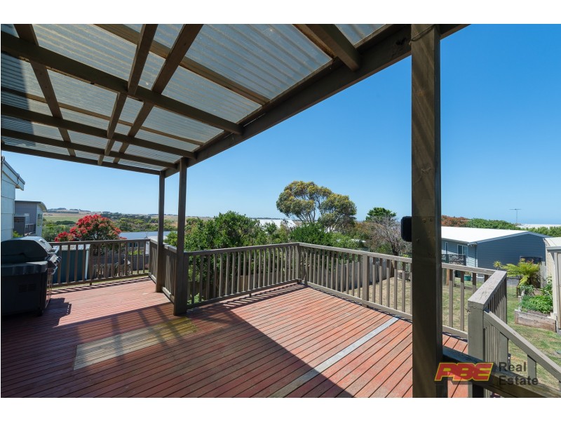 17 Peppermint Road, Kilcunda VIC 3995