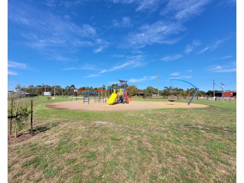 33 Centennial Drive, Wonthaggi VIC 3995