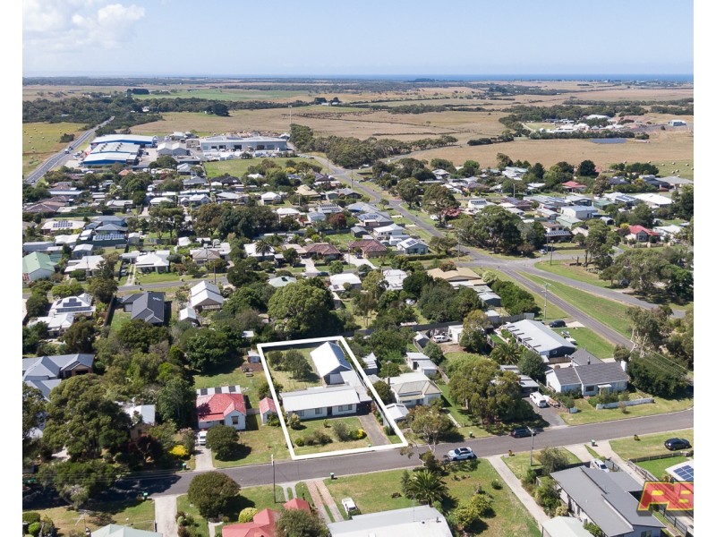 9 Caledonian Crescent, Wonthaggi VIC 3995
