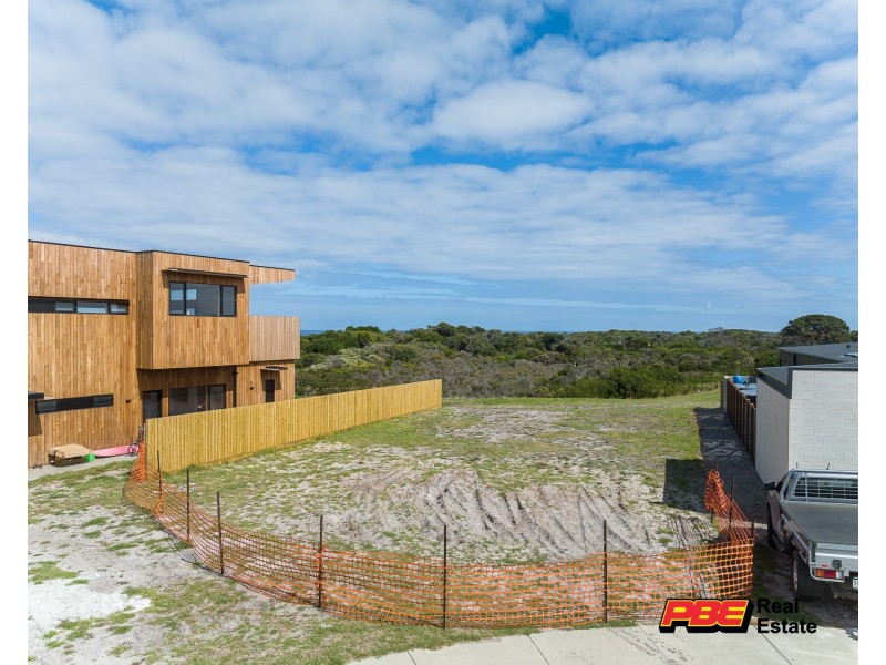 52 SUNLIGHT BOULEVARD, Cape Paterson VIC 3995