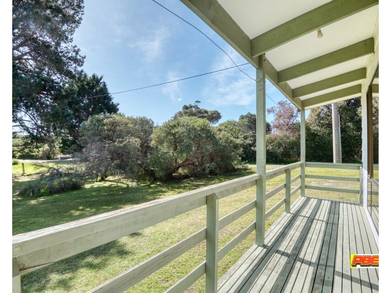 1 Anthony Avenue, Venus Bay VIC 3956