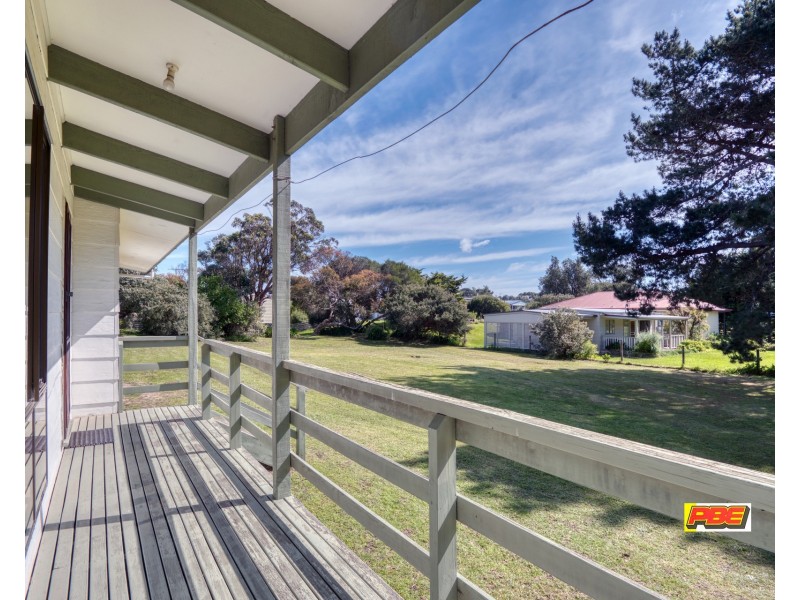 1 Anthony Avenue, Venus Bay VIC 3956