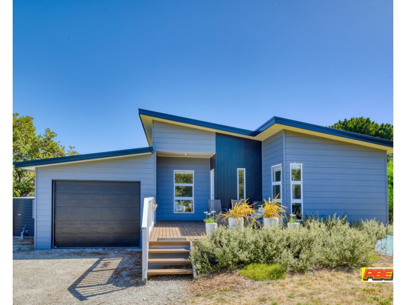 45 Black Avenue, Venus Bay VIC 3956