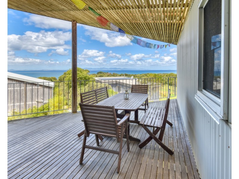 5 Casuarina Grove, Walkerville South VIC 3956