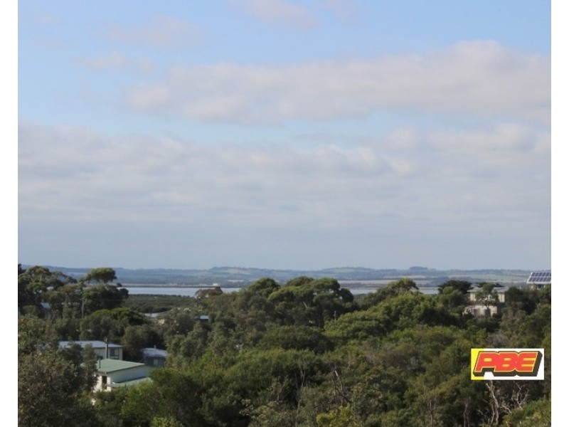 13 St. Ives Crescent, Venus Bay VIC 3956