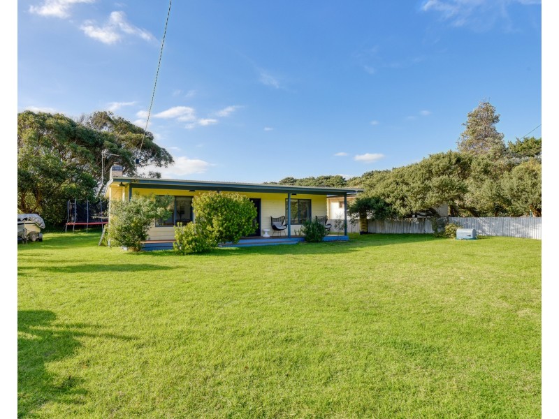 17 Orion Road, Venus Bay VIC 3956