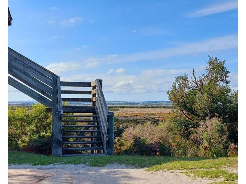 106 McIndoe Avenue, Venus Bay VIC 3956