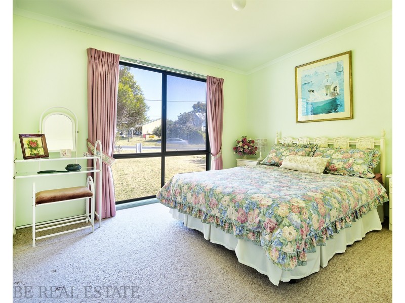 1 Woorak Avenue, Venus Bay VIC 3956