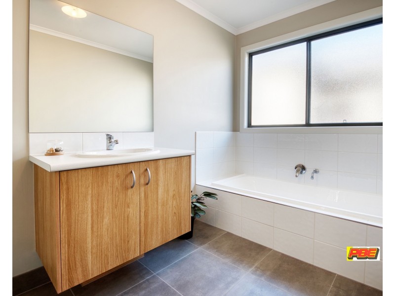 6 Anthony Avenue, Venus Bay VIC 3956