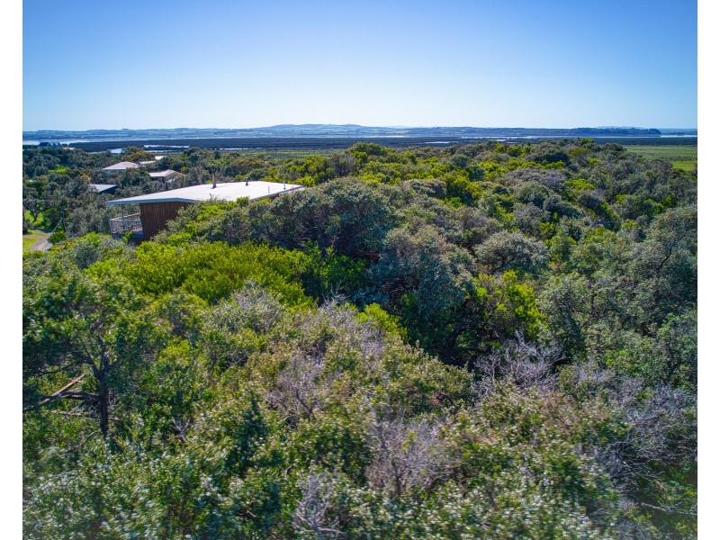 20  St Ives Crescent, Venus Bay VIC 3956