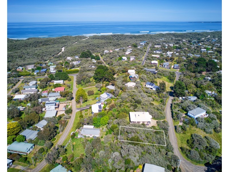 20  St Ives Crescent, Venus Bay VIC 3956