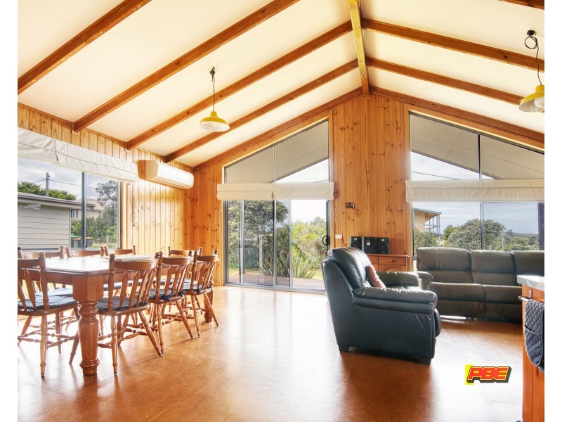 3 Rodney Avenue, Venus Bay VIC 3956