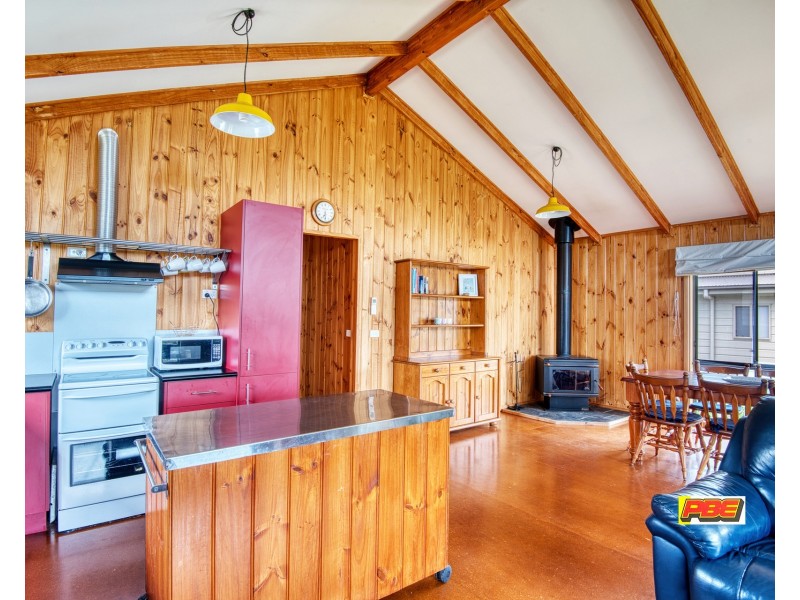 3 Rodney Avenue, Venus Bay VIC 3956