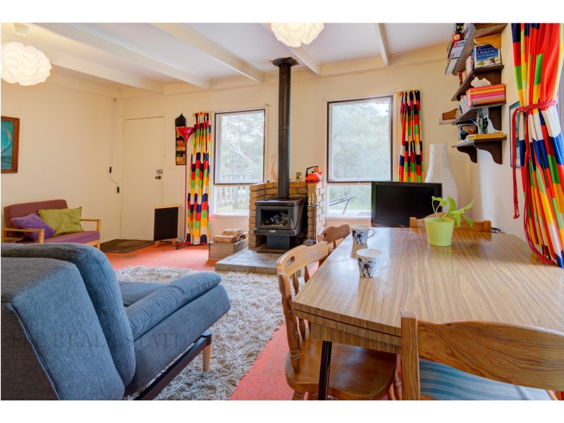 51 BLACK AVENUE, Venus Bay VIC 3956