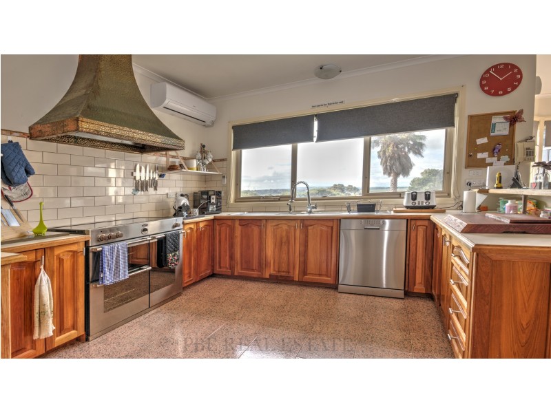 6, RENA COURT, Venus Bay VIC 3956