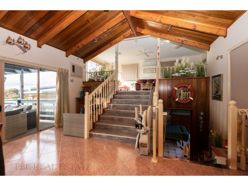 6, RENA COURT, Venus Bay VIC 3956