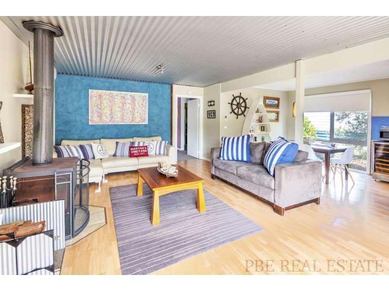 31 MERKANI AVENUE, Venus Bay VIC 3956