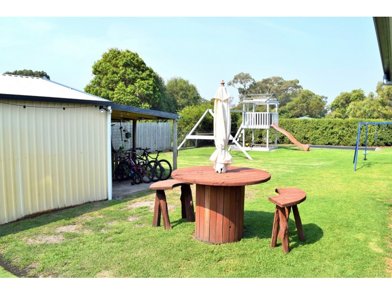 8 WALKERVILLE ROAD, Tarwin Lower VIC 3956